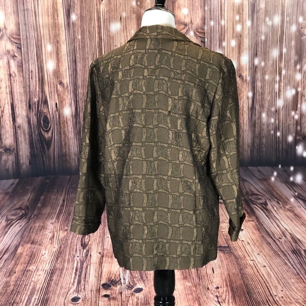 *455 Easy Spirit Patterned Jacket - Picture 7 of 9